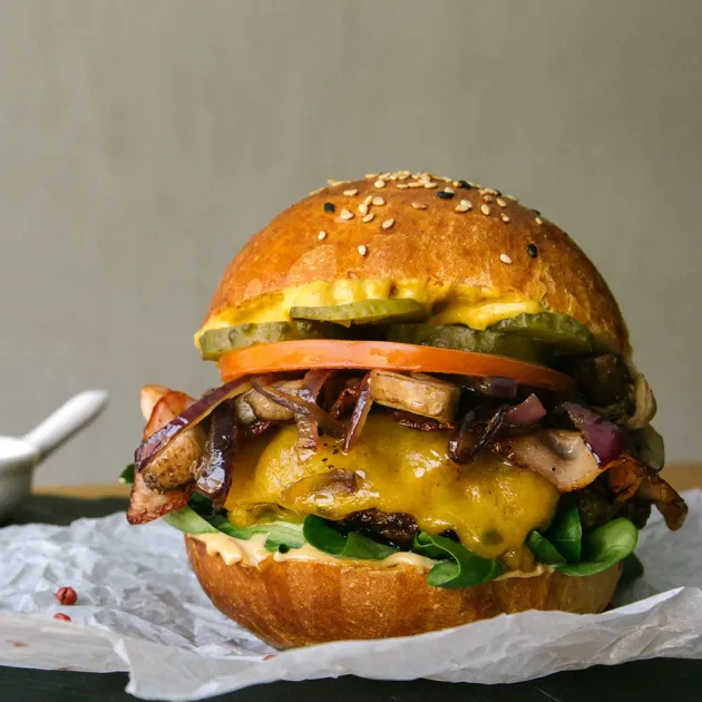 Ăla Adevărat - Burger Vita & Bacon